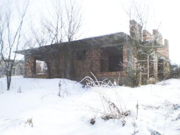 Къща в с. Гигинци, Област Перник - 60 кв.м за 213 €/кв.м - Снимка #1