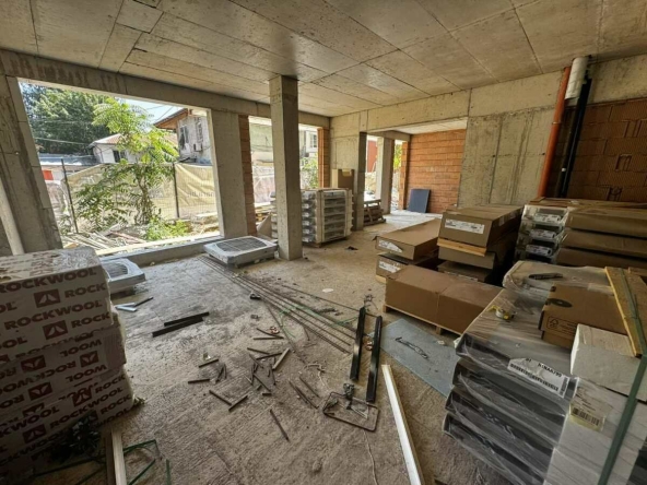 Магазин в София, Център - 253 кв.м за 1530 €/кв.м - Снимка #1