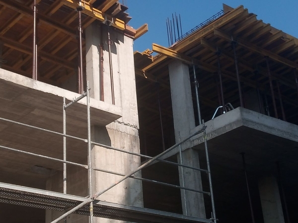 Тристаен апартамент в София, Люлин 6 - 100 кв.м за 856 €/кв.м - Снимка #1