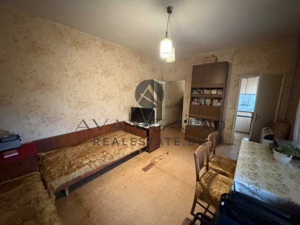 Едностаен апартамент в Пловдив, Център - 36 кв.м за 1229 €/кв.м - Снимка #1