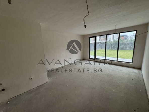 Двустаен апартамент в Пловдив, Христо Смирненски - 157 кв.м за 691 €/кв.м - Снимка #1
