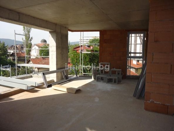 Тристаен апартамент в София, Овча купел - 128 кв.м за 1453 €/кв.м - Снимка #1