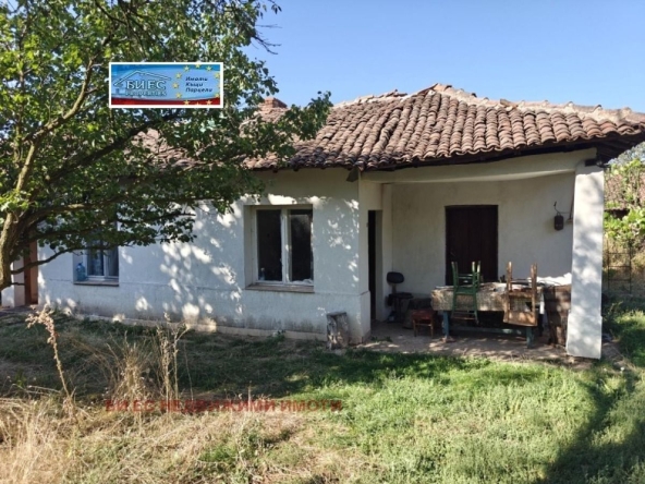 Къща в с. Друган, Област Перник - 60 кв.м за 510 €/кв.м - Снимка #1