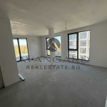 Тристаен апартамент в Пловдив, Кършияка - 108 кв.м за 763 €/кв.м - Снимка #1