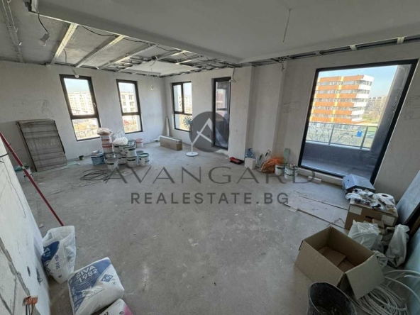 Тристаен апартамент в Пловдив, Кършияка - 141 кв.м за 723 €/кв.м - Снимка #1