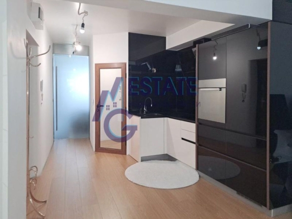 Двустаен апартамент в Бургас, Център - 80 кв.м за 1594 €/кв.м - Снимка #1