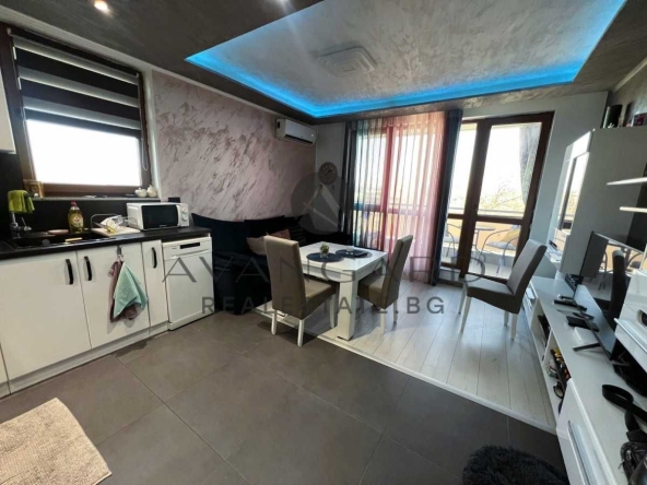 Двустаен апартамент в Пловдив, Кючук Париж - 77 кв.м за 1040 €/кв.м - Снимка #1