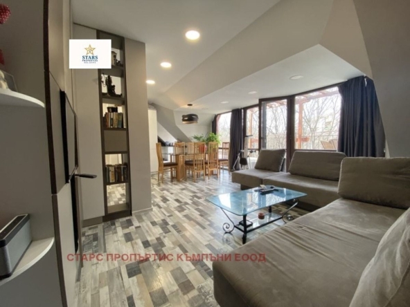 Двустаен апартамент в Варна, Колхозен пазар - 102 кв.м за 975 €/кв.м - Снимка #1