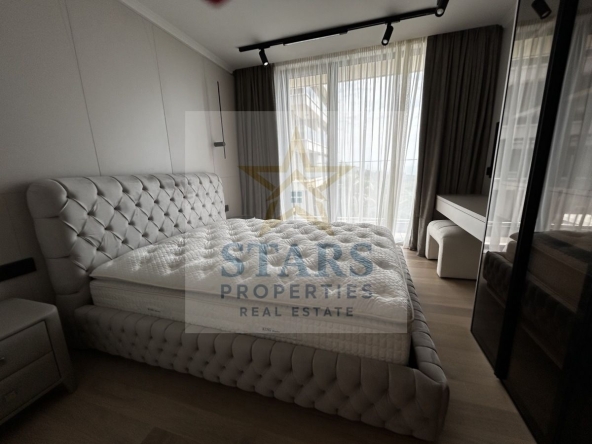 Тристаен апартамент в к.к. Св.Св. Константин и Елена - 142 кв.м за 2586 €/кв.м - Снимка #1