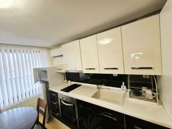 Двустаен апартамент в Варна, Левски - 45 кв.м за 1417 €/кв.м - Снимка #1