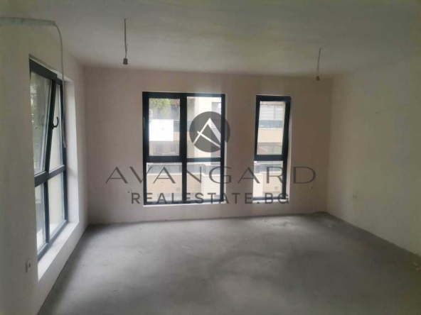 Тристаен апартамент в Пловдив, Център - 87 кв.м за 1868 €/кв.м - Снимка #1