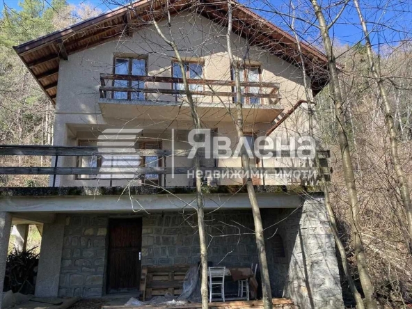 Къща в София, Център - 220 кв.м за 974 €/кв.м - Снимка #1