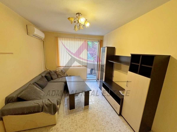 Дава се под наем Двустаен апартамент в Варна, Център - 58 кв.м за 418.71 € - Снимка #1
