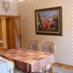 Дава се под наем Двустаен апартамент в Велико Търново, Център - 70 кв.м за 331.5 € - Снимка #1