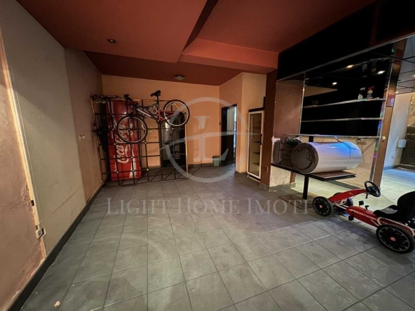 Магазин в Пловдив, Христо Смирненски - 92 кв.м за 442 €/кв.м - Снимка #1