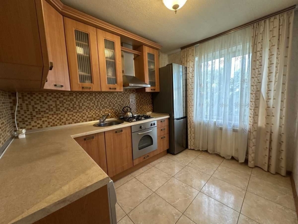 Дава се под наем Двустаен апартамент в София, Зона Б-18 - 55 кв.м за 698.19 € - Снимка #1