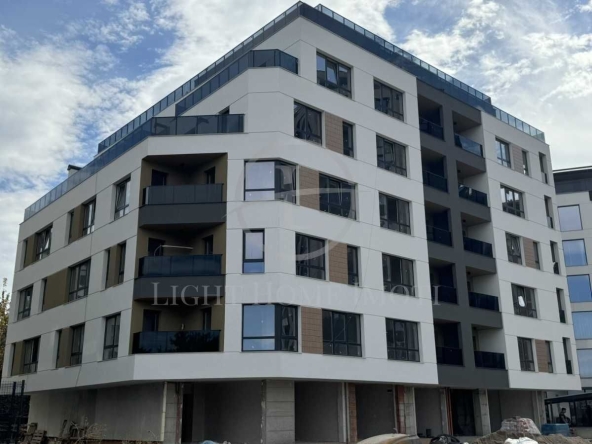 Тристаен апартамент в Пловдив, Христо Смирненски - 179 кв.м за 1066 €/кв.м - Снимка #1