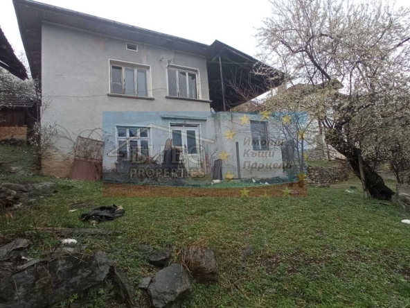 Къща в с. Голям извор, Област Ловеч - 90 кв.м за 238 €/кв.м - Снимка #1