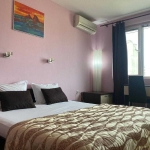 Дава се под наем Двустаен апартамент в Бургас, Център - 65 кв.м за 550 € - Снимка #1