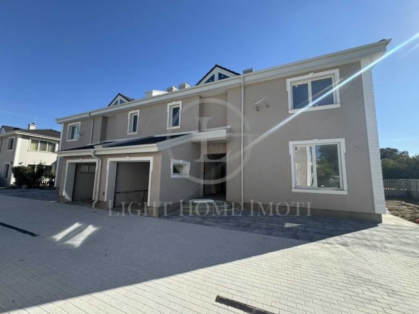 Къща в Пловдив, Коматево - 222 кв.м за 816 €/кв.м - Снимка #1