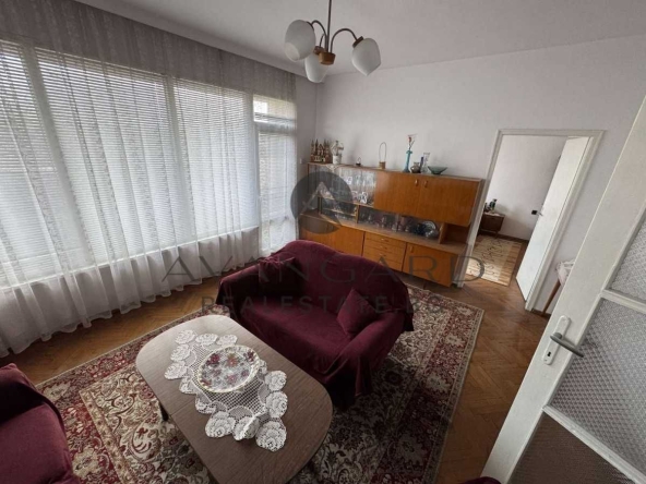 Тристаен апартамент в Пловдив, Кючук Париж - 85 кв.м за 720 €/кв.м - Снимка #1