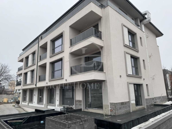 Тристаен апартамент в Пловдив, Христо Смирненски - 148 кв.м за 803 €/кв.м - Снимка #1