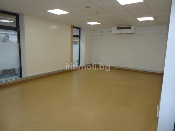 Дава се под наем Офис в София, Център - 95 кв.м за 1231.65 € - Снимка #1