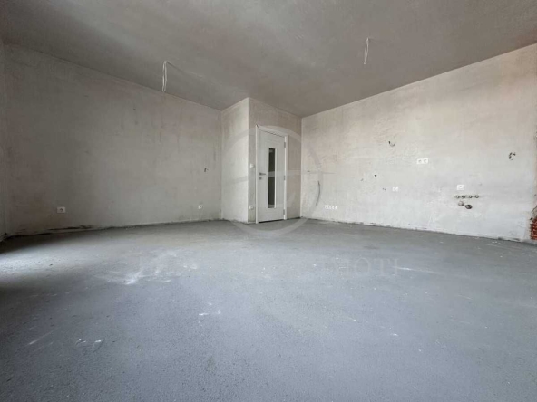 Двустаен апартамент в Пловдив, Христо Смирненски - 76 кв.м за 1087 €/кв.м - Снимка #1