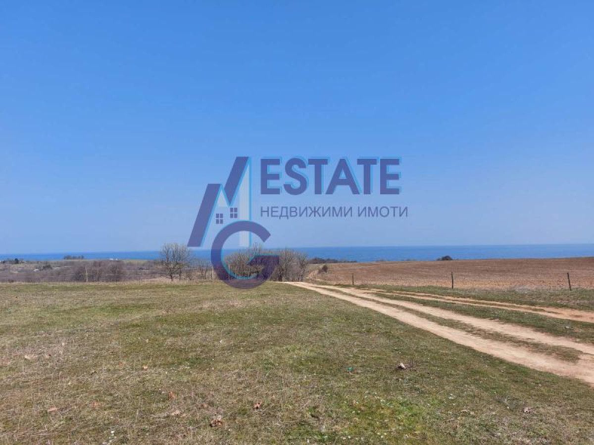 Земеделски имот в с. Варвара, Област Бургас -  кв.м за 19998 €/дка - Снимка #1