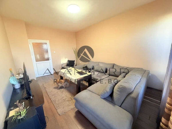 Двустаен апартамент в Пловдив, Кършияка - 69 кв.м за 679 €/кв.м - Снимка #1