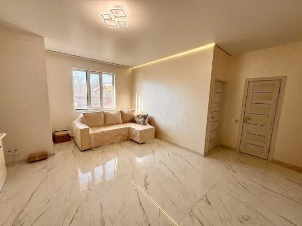 Дава се под наем Двустаен апартамент в София, Зона Б-18 - 55 кв.м за 510 € - Снимка #1