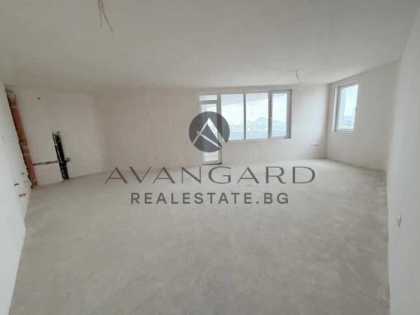 Тристаен апартамент в Пловдив, Център - 124 кв.м за 660 €/кв.м - Снимка #1
