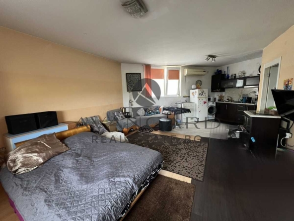 Тристаен апартамент в Пловдив, Христо Смирненски - 113 кв.м за 1059 €/кв.м - Снимка #1