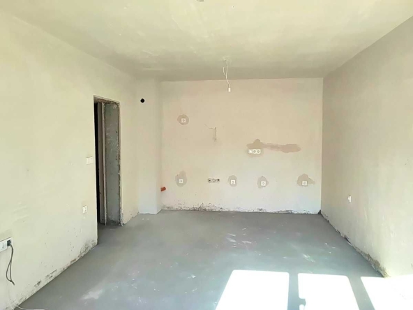 Тристаен апартамент в Велико Търново, Център - 104 кв.м за 636 €/кв.м - Снимка #1