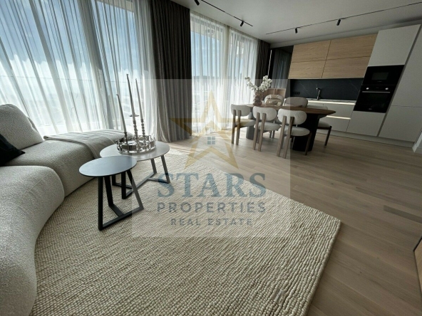 Многостаен апартамент в к.к. Св.Св. Константин и Елена - 180 кв.м за 2340 €/кв.м - Снимка #1