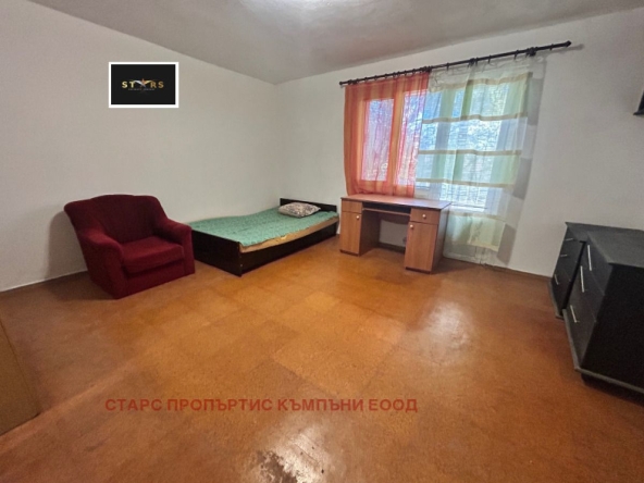 Етаж от къща в Варна, Трошево - 67 кв.м за 761 €/кв.м - Снимка #1