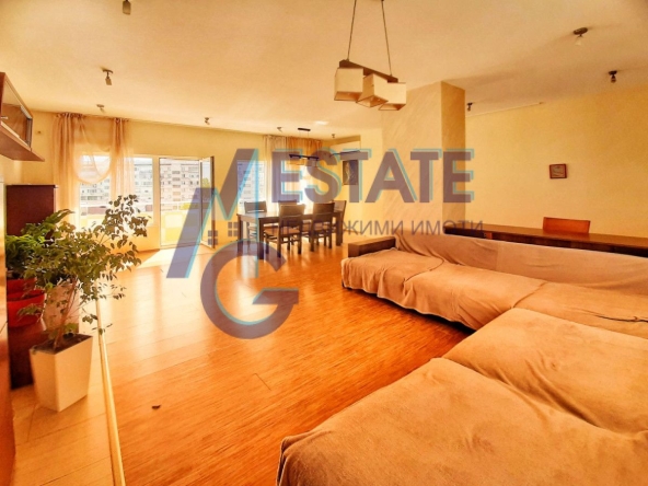 Мезонет в Бургас, Лазур - 217 кв.м за 1752 €/кв.м - Снимка #1