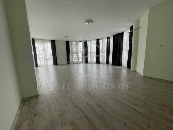 Четиристаен апартамент в Пловдив, Кършияка - 192 кв.м за 930 €/кв.м - Снимка #1