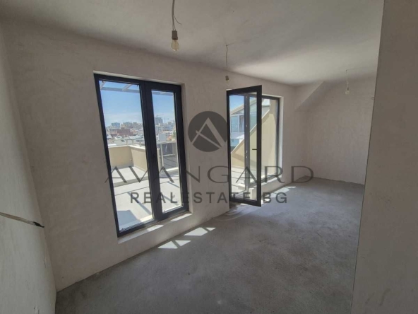 Двустаен апартамент в Пловдив, Кършияка - 84 кв.м за 1436 €/кв.м - Снимка #1