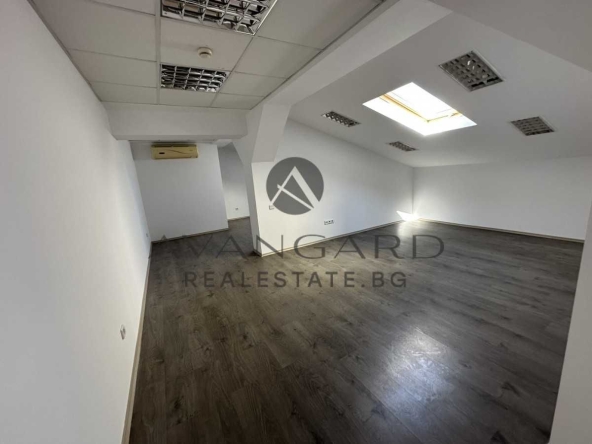 Офис в Пловдив, Център - 118 кв.м за 510 €/кв.м - Снимка #1