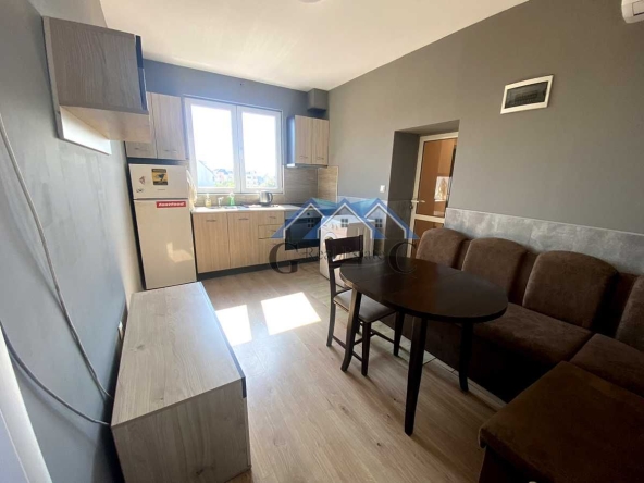 Къща в Варна, Трошево - 412 кв.м за 981 €/кв.м - Снимка #1
