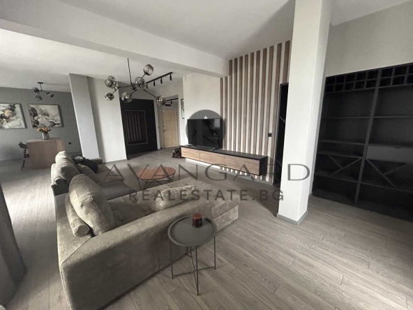 Четиристаен апартамент в Пловдив, Христо Смирненски - 194 кв.м за 1495 €/кв.м - Снимка #1