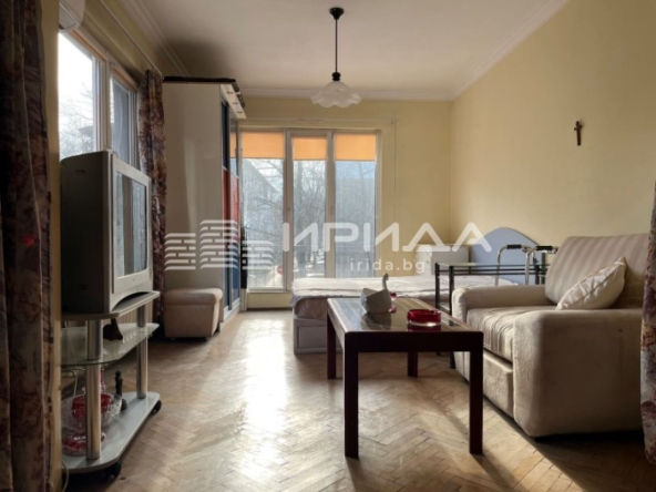 Тристаен апартамент в София, Яворов - 89 кв.м за 2235 €/кв.м - Снимка #1