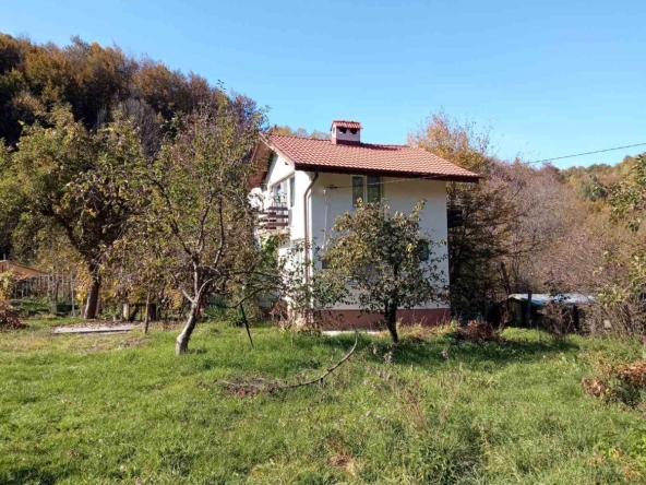 Къща в с. Ямна, Област София-област - 60 кв.м за 817 €/кв.м - Снимка #1