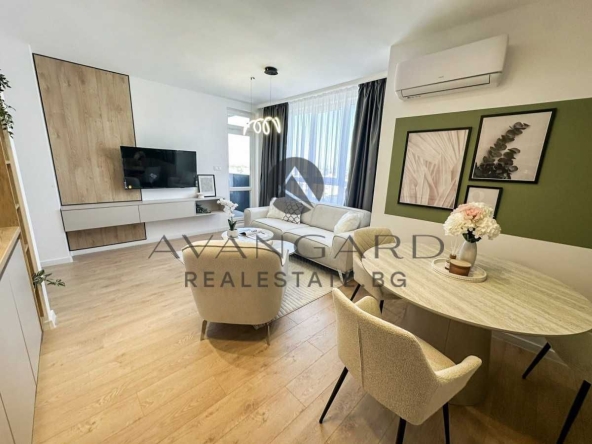 Тристаен апартамент в Пловдив, Тракия - 110 кв.м за 921 €/кв.м - Снимка #1