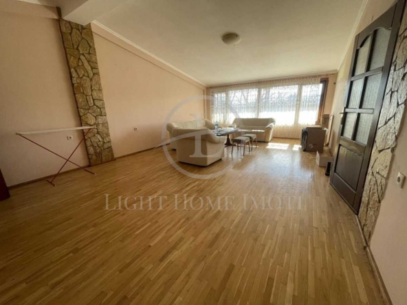 Къща в Пловдив, Гаганица - 300 кв.м за 272 €/кв.м - Снимка #1