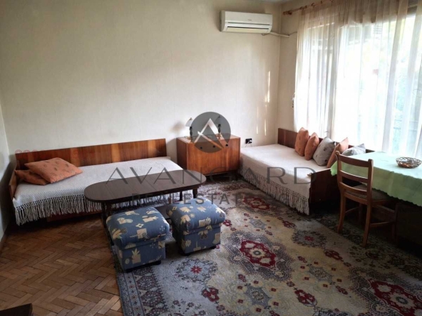 Тристаен апартамент в Пловдив, Кючук Париж - 82 кв.м за 1220 €/кв.м - Снимка #1
