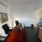 Тристаен апартамент в София, Оборище - 138 кв.м за 1368 €/кв.м - Снимка #1