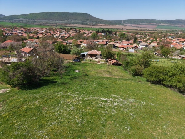 Парцел в с. Ряховците, Област Габрово - 2190 кв.м за 4 €/кв.м - Снимка #1