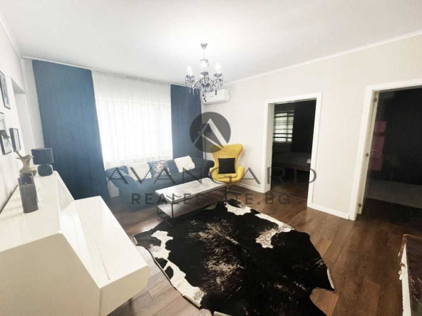 Тристаен апартамент в Пловдив, Център - 120 кв.м за 1300 €/кв.м - Снимка #1